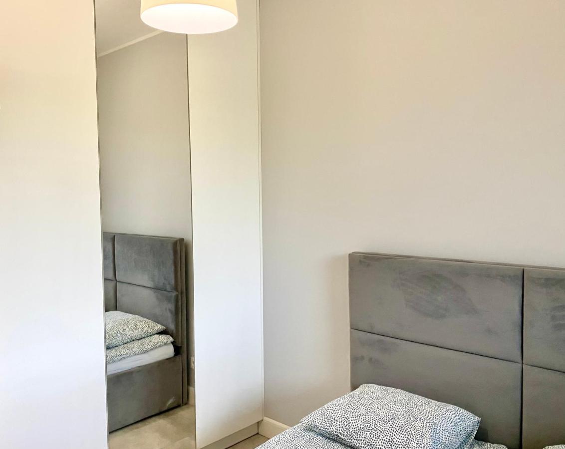 Project Comfort Apartament Zeromskiego 1/7 Metro Slodowiec Varšava Exteriér fotografie